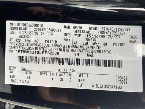 Used 2020 Ford F350 Platinum w/ FX4 Off-Road Package AWD/4WD image 41