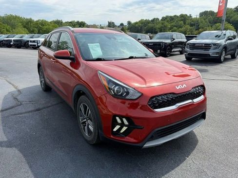 Used 2022 Kia Niro LXS FWD image 3