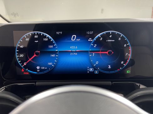 Certified 2023 Mercedes-Benz GLA 250 image 16
