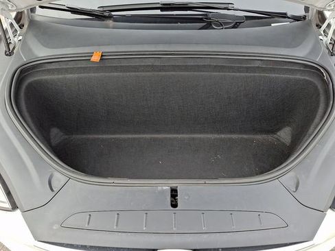 Used 2020 Tesla Model X Long Range image 38