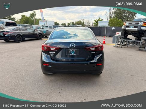 Used 2017 MAZDA MAZDA3 Touring FWD image 5