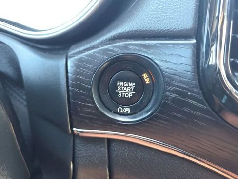 Used 2020 Jeep Grand Cherokee High Altitude AWD/4WD image 30