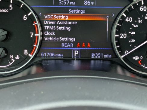 Used 2024 Nissan Altima 2.5 SR w/ SR Premium Package FWD image 27