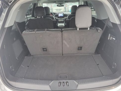 Used 2021 Ford Explorer Limited w/ Equipment Group 301A image 12