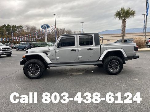 Used 2020 Jeep Gladiator Overland w/ Safety Group image 38
