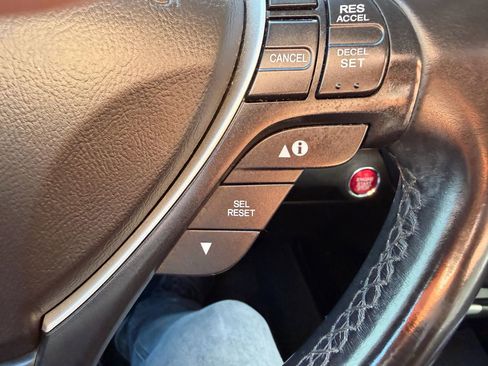 Used 2018 Acura RDX AWD image 16