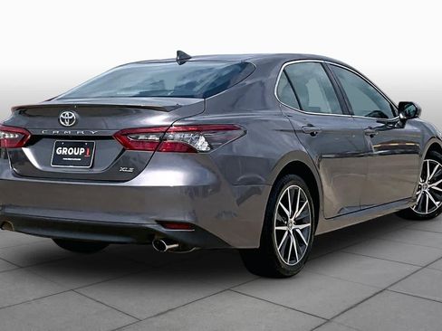 Used 2024 Toyota Camry XLE FWD image 13