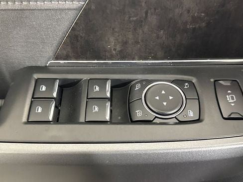 New 2026 Ford F350 Lariat w/ Black Appearance Package image 27