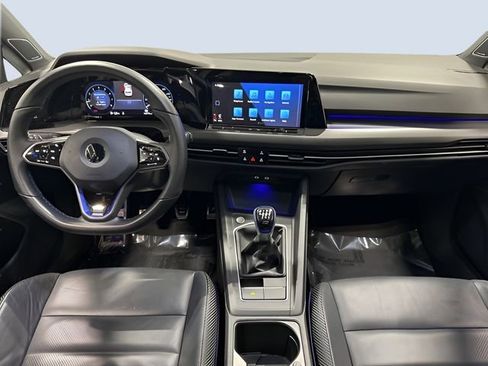 Used 2022 Volkswagen Golf R image 13