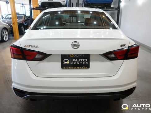 Used 2019 Nissan Altima 2.5 SR FWD image 5