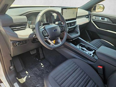 New 2025 Ford Explorer ST-Line image 3