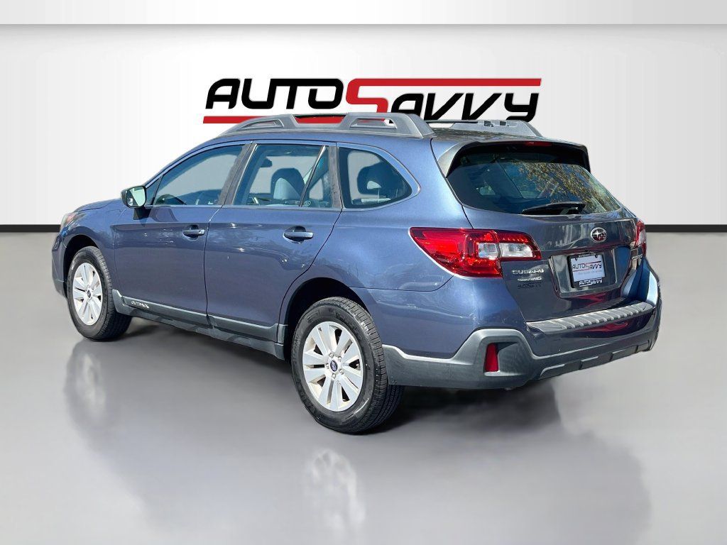 Used 2018 Subaru Outback 2.5i AWD/4WD image 5