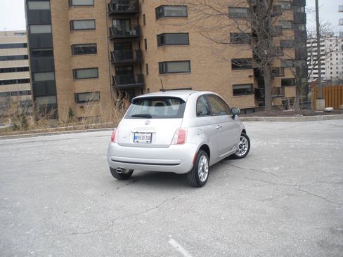 Used 2013 FIAT 500 Pop FWD image 16