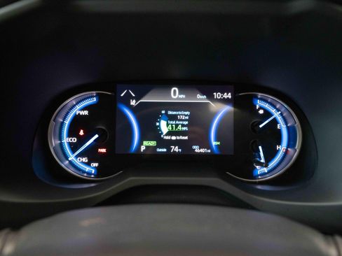 Used 2024 Toyota RAV4 SE w/ Convenience Package AWD/4WD image 16
