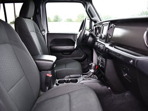 Used 2019 Jeep Wrangler Unlimited Sport S AWD/4WD image 30