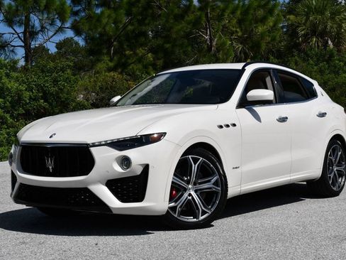 Used 2019 Maserati Levante S GranSport AWD/4WD image 20