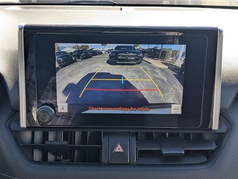 Used 2024 Toyota RAV4 XLE image 29