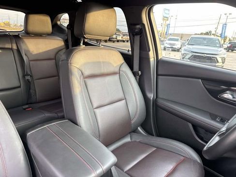 Used 2025 Chevrolet Blazer RS FWD image 30