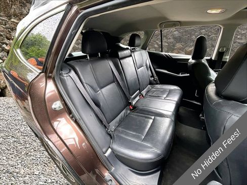 Used 2020 Subaru Outback Limited AWD/4WD image 22