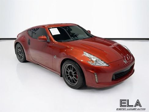 Used 2013 Nissan 370Z Coupe RWD image 37
