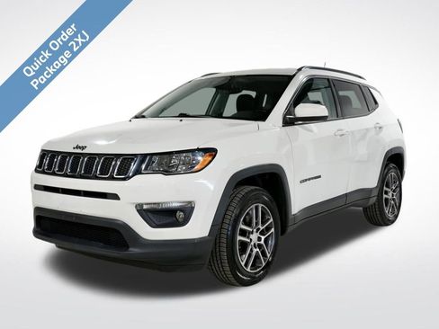 Used 2017 Jeep Compass Latitude w/ Popular Equipment Group image 1