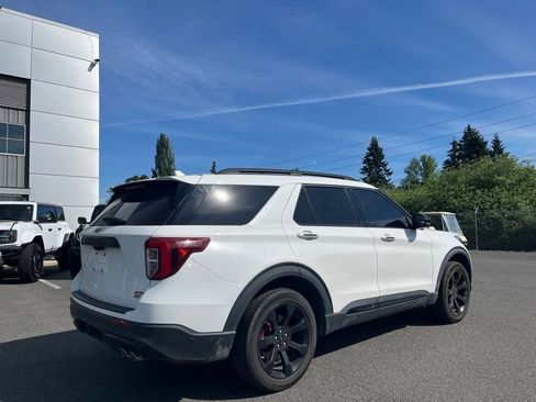 Certified 2021 Ford Explorer ST w/ Equipment Group 401A AWD/4WD image 3
