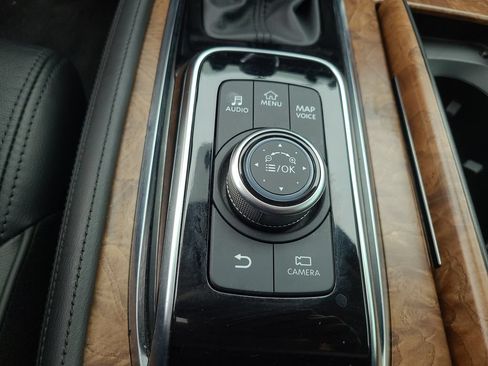 Certified 2023 Nissan Armada SL w/ Captain's Chairs Package RWD image 31