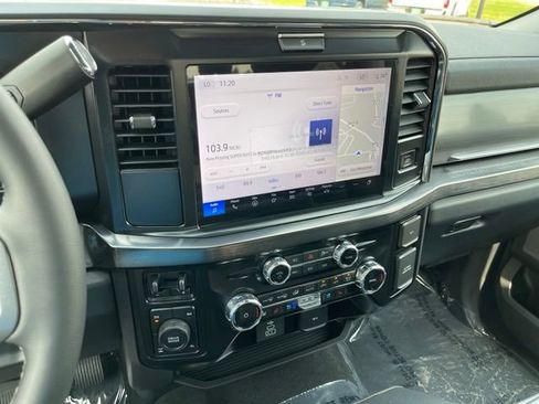 New 2026 Ford F250 Lariat w/ FX4 Off-Road Package AWD/4WD image 13