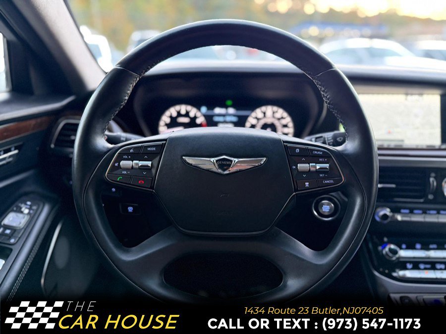Used 2018 Genesis G90 5.0 Ultimate AWD/4WD image 29