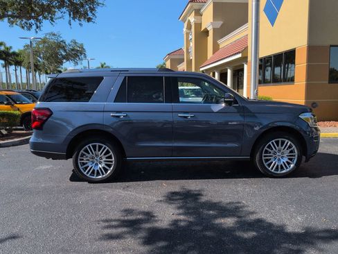 Certified 2023 Ford Expedition Limited AWD/4WD image 3