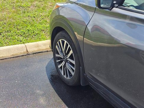 Used 2024 Nissan Kicks SV FWD image 17
