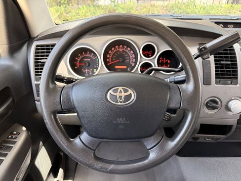 Used 2011 Toyota Tundra 4x4 Double Cab w/ Tow Pkg image 18