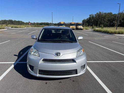 Used 2010 Scion xD image 6