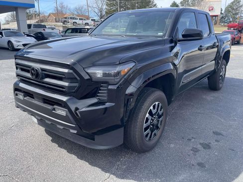 Used 2024 Toyota Tacoma SR5 image 7