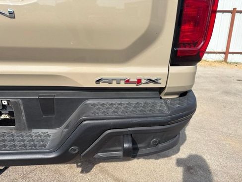 Used 2024 GMC Canyon AT4X w/ AT4X AEV Edition AWD/4WD image 22