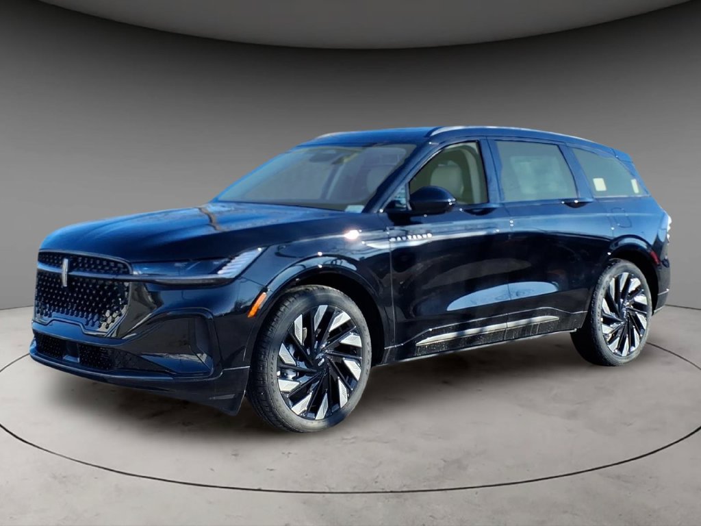 New 2025 Lincoln Nautilus Reserve w/ Jet Appearance Package AWD/4WD image 1