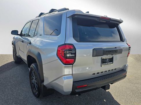 Used 2025 Toyota 4Runner SR5 image 5