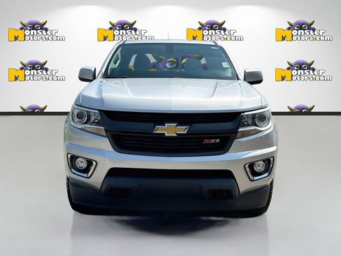 Used 2019 Chevrolet Colorado Z71 AWD/4WD image 2