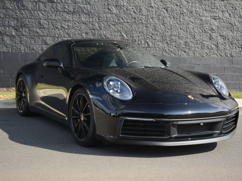 Certified 2020 Porsche 911 Carrera S RWD image 10