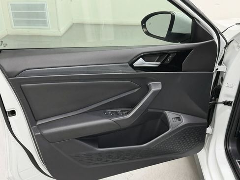 Used 2019 Volkswagen Jetta GLI FWD image 19