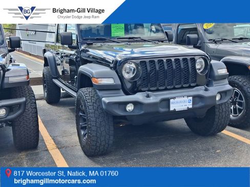 Certified 2020 Jeep Gladiator Sport w/ Trailer Tow Package AWD/4WD image 1