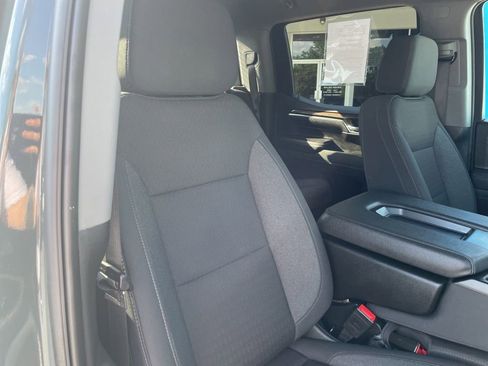 Used 2025 Chevrolet Silverado 1500 LT AWD/4WD image 22