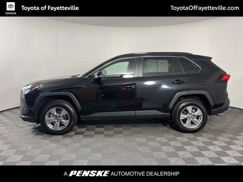 Used 2025 Toyota RAV4 XLE FWD image 2