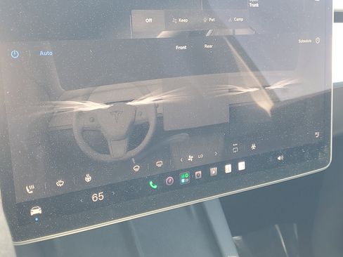 Used 2025 Tesla Model Y Long Range RWD image 26