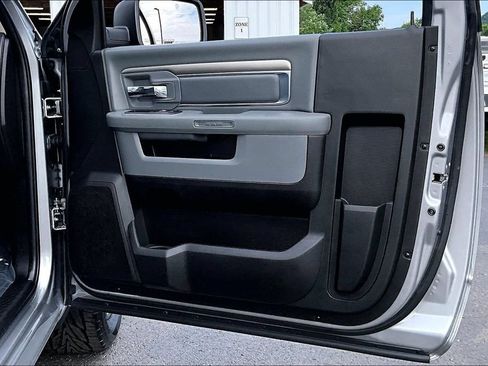 Used 2019 RAM 1500 Express w/ Express Value Package RWD image 26
