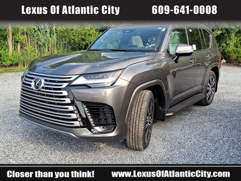 New 2026 Lexus LX 600 4WD w/ Luxury Package image 3