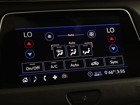 Used 2020 Cadillac XT4 Premium Luxury w/ Cold Weather Package FWD image 34