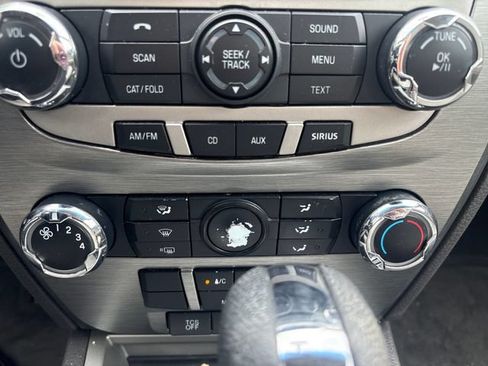 Used 2011 Ford Fusion SE w/ 201A Rapid Spec Order Code FWD image 19