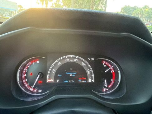 Used 2024 Toyota RAV4 LE FWD image 9