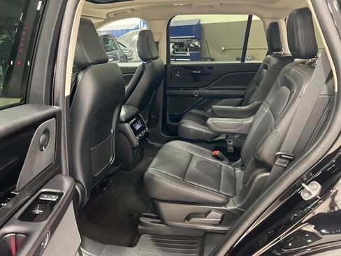 Used 2024 Lincoln Aviator Reserve w/ Equipment Group 201A AWD/4WD image 22